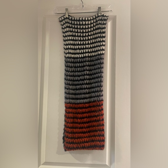 Infinity Scarf - Picture 2 of 3